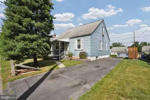813 N Adams St, Pottstown, PA 19464 - Photo 1
