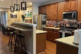 2129 Danville Dr, Pennsburg, PA 18073 - Photo 5