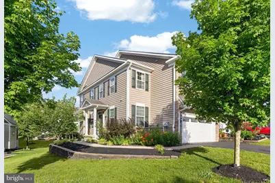 271 Fairfield Circle W, Royersford, PA 19468 - Photo 3