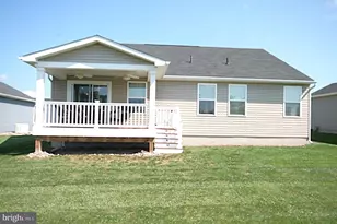 323 Steeplechase Ln, Pottstown, PA 19464 - Photo 25