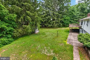 40 2nd St, Schwenksville, PA 19473 - Photo 3