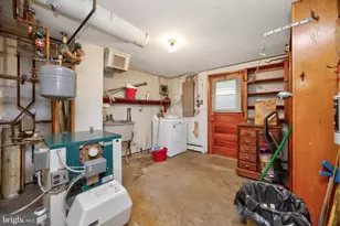 40 2nd St, Schwenksville, PA 19473 - Photo 39