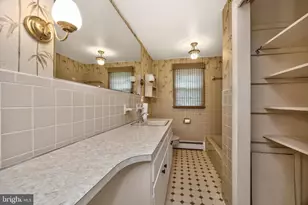 40 2nd St, Schwenksville, PA 19473 - Photo 19