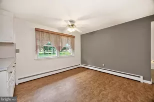 40 2nd St, Schwenksville, PA 19473 - Photo 11