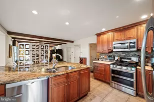 2169 Harts Ln, Conshohocken, PA 19428 - Photo 9