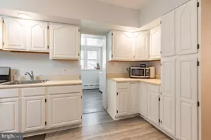 821 E Pleasant Ave, Glenside, PA 19038 - Photo 13