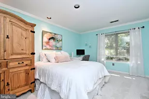 102 Foxmeadow Dr, Royersford, PA 19468 - Photo 27