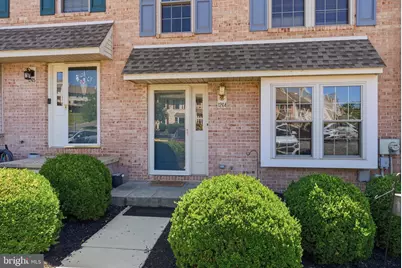 1264 Maple Glen Circle, Pottstown, PA 19464 - Photo 3