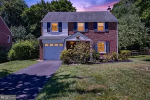 128 Boncouer Rd, Cheltenham, PA 19012 - Photo 1