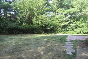 303 Somerset Ct, Lansdale, PA 19446 - Photo 3