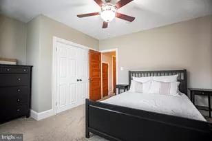 245 Hurst St, Bridgeport, PA 19405 - Photo 31