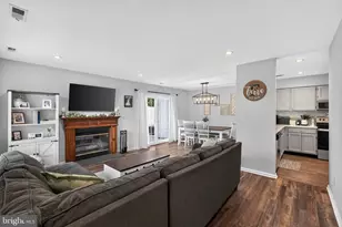 48 Bark Hollow Ln, Horsham, PA 19044 - Photo 5