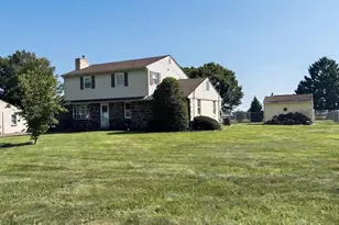27 Oak Ln, Royersford, PA 19468 - Photo 31