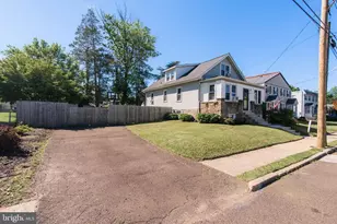 717 Monroe Ave, Glenside, PA 19038 - Photo 5