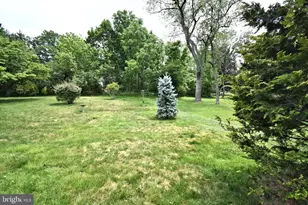 609 Orlando Ave, Oreland, PA 19075 - Photo 29