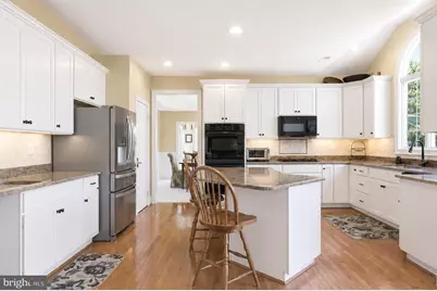 583 Oakmont Drive E, Telford, PA 18969 - Photo 13
