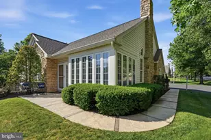 185 Lion's Gate Cir, Souderton, PA 18964 - Photo 1