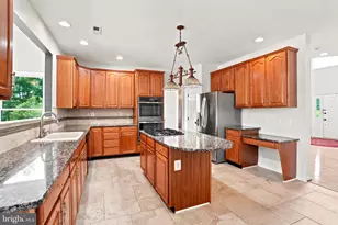 2303 Redtail Rd, Norristown, PA 19403 - Photo 13
