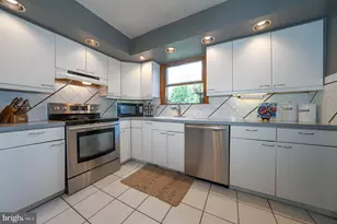 24 Brimfield, Audubon, PA 19403 - Photo 7