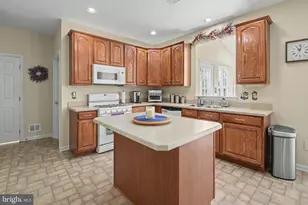 1001 Creekview Dr, Pennsburg, PA 18073 - Photo 19