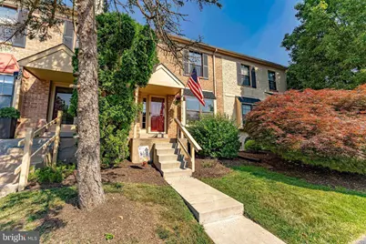 525 Bassett Lane, West Norriton, PA 19403 - Photo 3