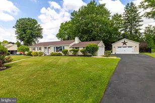 3882 Whitman Rd, Huntingdon Valley, PA 19006 - Photo 3