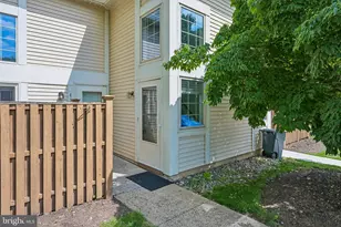 418 Brown Briar Cir, Horsham, PA 19044 - Photo 3