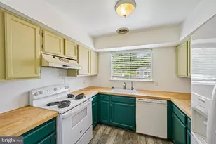 418 Brown Briar Cir, Horsham, PA 19044 - Photo 11