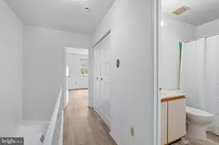104 Hampstead Dr, Ambler, PA 19002 - Photo 17