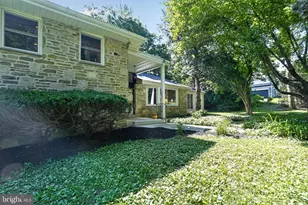 1904 Quill Ln, Oreland, PA 19075 - Photo 3