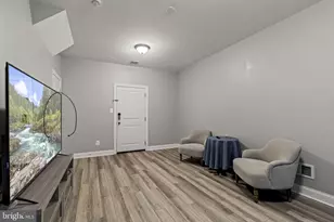 428 Hurst St, Bridgeport, PA 19405 - Photo 35
