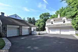896 E Township Line Rd, Blue Bell, PA 19422 - Photo 5