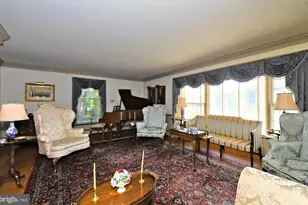 896 E Township Line Rd, Blue Bell, PA 19422 - Photo 17