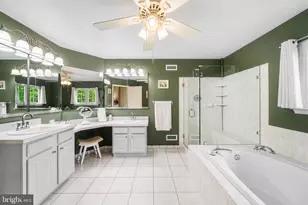 806 Arbor Ln, Schwenksville, PA 19473 - Photo 37