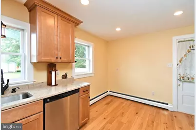 44 E Seventh Street, Lansdale, PA 19446 - Photo 19