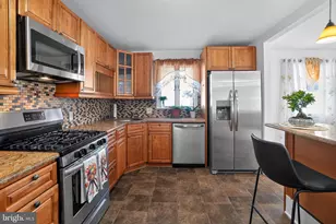 137 Walker Ln, King of Prussia, PA 19406 - Photo 11