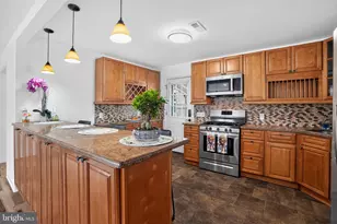 137 Walker Ln, King of Prussia, PA 19406 - Photo 9