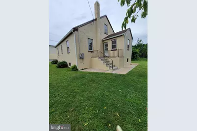 106 Center Avenue, Oaks, PA 19456 - Photo 3