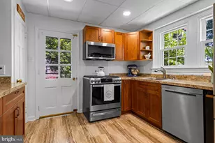 220 Walnut Ln, Ambler, PA 19002 - Photo 19