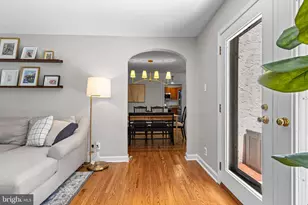 220 Walnut Ln, Ambler, PA 19002 - Photo 11