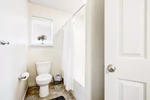 2224 Bridgeport Ave, Pennsburg, PA 18073 - Photo 25