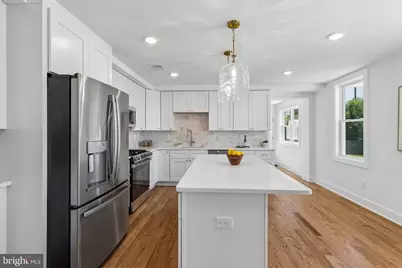 232 E 6th Avenue, Conshohocken, PA 19428 - Photo 17