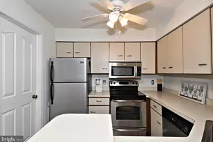 113 Foxmeadow Dr, Royersford, PA 19468 - Photo 13