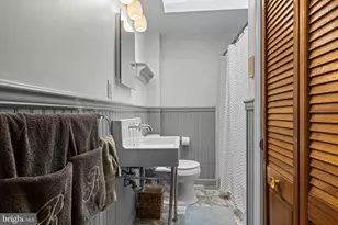 231 E 7th Ave, Conshohocken, PA 19428 - Photo 19