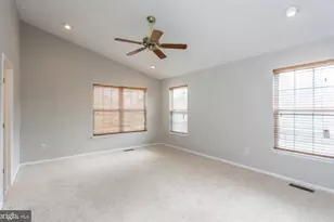 105 Farrington Ct, Collegeville, PA 19426 - Photo 15