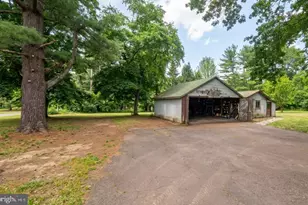 1043 Clemmers Mill Rd, Schwenksville, PA 19473 - Photo 15