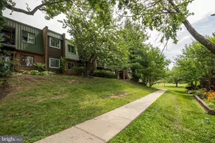 823 Meadowview Ln, Mont Clare, PA 19453 - Photo 19