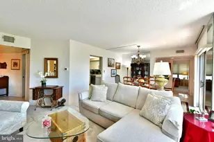 100 Breyer Dr, Elkins Park, PA 19027 - Photo 11