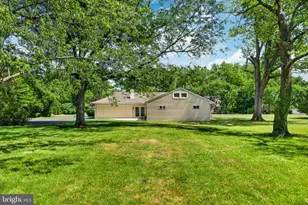 246 Oak Park Rd, Hatfield, PA 19440 - Photo 31