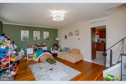 277 Edwards Drive, King of Prussia, PA 19406 - Photo 5